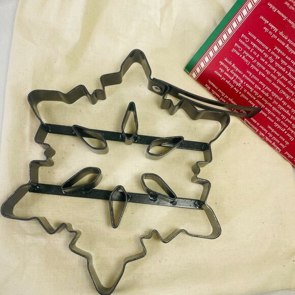 Set Of 3 Pancake Molds Snowman Gingerbread Man Snowflake Metal Holiday Breakfast - Picture 9 of 11